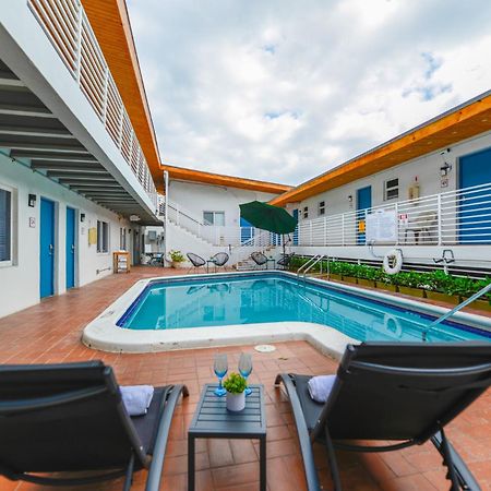 Spacious Studio With Balcony And Parking At The Beach -M46 Χόλιγουντ Εξωτερικό φωτογραφία