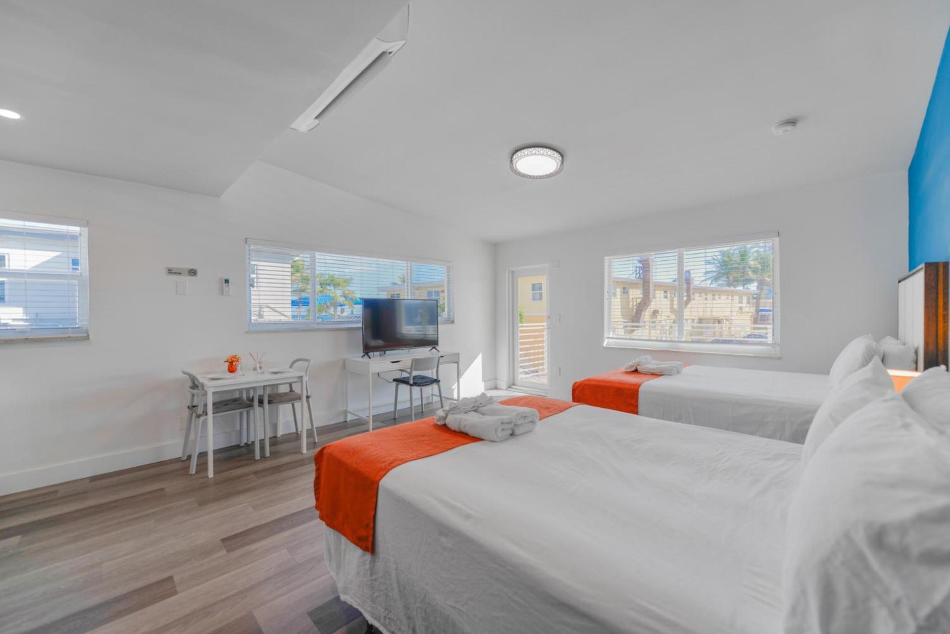 Spacious Studio With Balcony And Parking At The Beach -M46 Χόλιγουντ Εξωτερικό φωτογραφία
